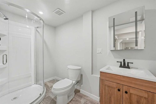 137 Sage Meadows Gardens Nw, Calgary, AB - Indoor Photo Showing Bathroom