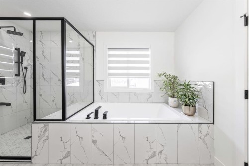 27 Bridges Drive, Langdon, AB - Indoor Photo Showing Bathroom