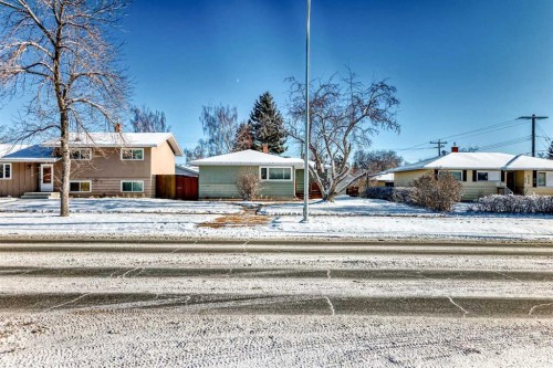 8222 Fairmount Drive Se, Calgary, AB - Outdoor