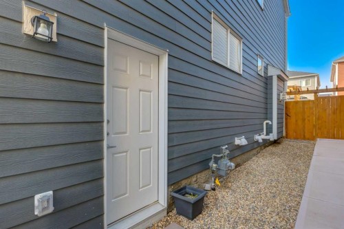 68 Yorkstone Grove Sw, Calgary, AB - Outdoor With Exterior