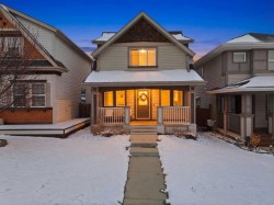 104 Panora Close NW Calgary, AB T3G 0G4