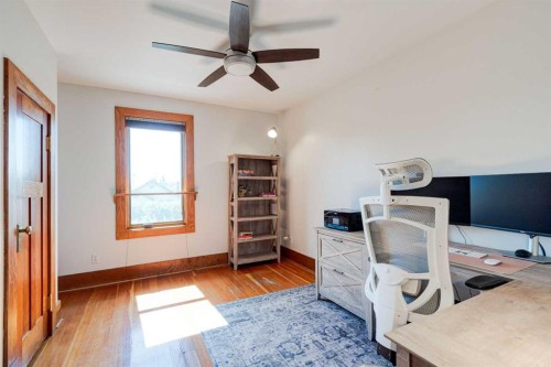 1512 33 Avenue Sw, Calgary, AB - Indoor Photo Showing Office