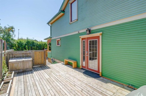 1512 33 Avenue Sw, Calgary, AB - Outdoor With Deck Patio Veranda With Exterior