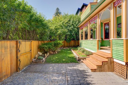 1512 33 Avenue Sw, Calgary, AB - Outdoor With Deck Patio Veranda
