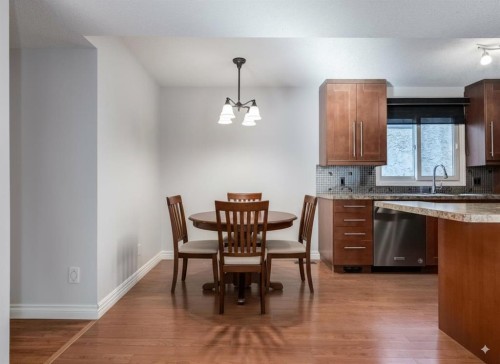 3-123 13 Avenue Ne, Calgary, AB - Indoor