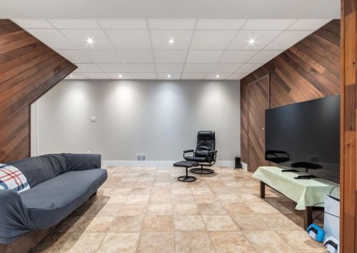 3-123 13 Avenue Ne, Calgary, AB - Indoor