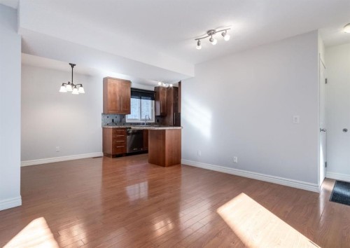 3-123 13 Avenue Ne, Calgary, AB - Indoor