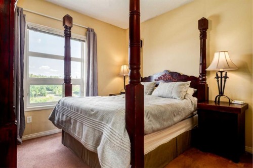 459-333 Riverfront Avenue Se, Calgary, AB - Indoor Photo Showing Bedroom