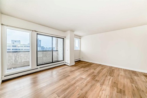 603-330 15 Avenue Sw, Calgary, AB - Indoor Photo Showing Other Room