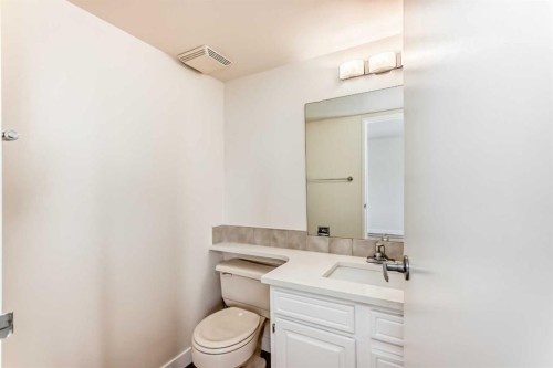 603-330 15 Avenue Sw, Calgary, AB - Indoor Photo Showing Bathroom