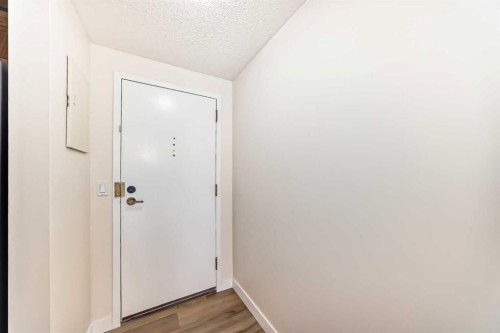 603-330 15 Avenue Sw, Calgary, AB - Indoor Photo Showing Other Room