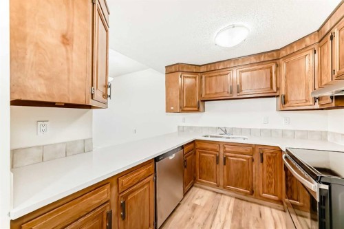 603-330 15 Avenue Sw, Calgary, AB - Indoor Photo Showing Kitchen