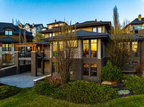 16 Spring Valley Way Sw, Calgary, AB - Outdoor