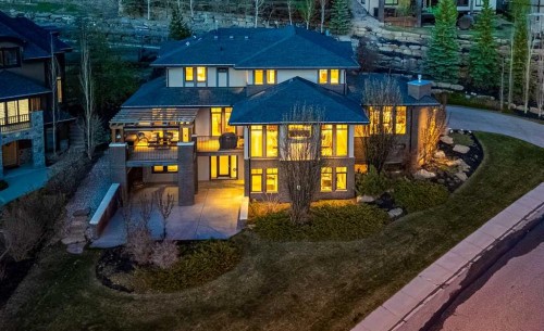 16 Spring Valley Way Sw, Calgary, AB - Outdoor