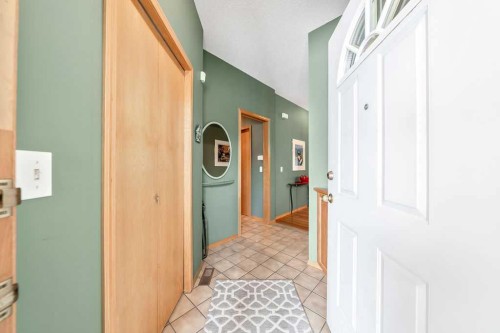 18 Prominence View Sw, Calgary, AB - Indoor Photo Showing Other Room