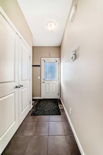 77 Marquis Common Se, Calgary, AB - Indoor Photo Showing Other Room