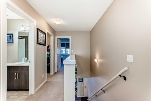 77 Marquis Common Se, Calgary, AB - Indoor