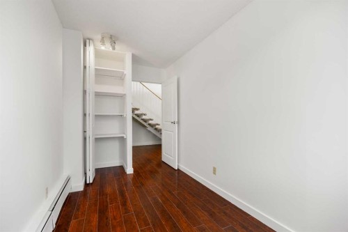 413-4944 Dalton Drive Nw, Calgary, AB - Indoor