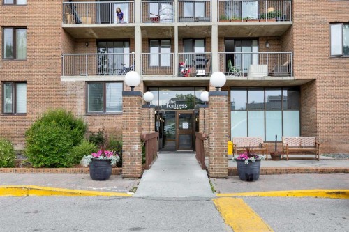 413-4944 Dalton Drive Nw, Calgary, AB - Outdoor With Balcony