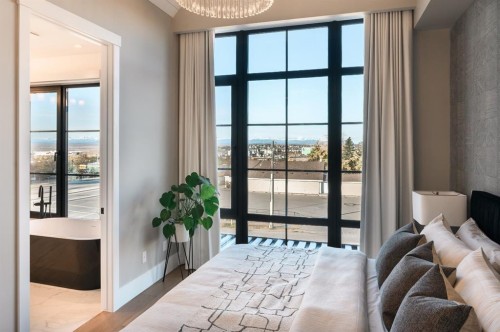 102-1700 73 Street Sw, Calgary, AB - Indoor Photo Showing Other Room