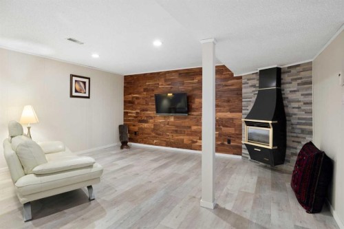 3511 Lakeside Crescent Sw, Calgary, AB - Indoor