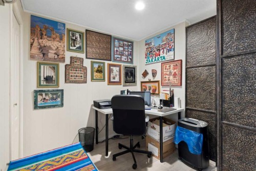 3511 Lakeside Crescent Sw, Calgary, AB - Indoor Photo Showing Office