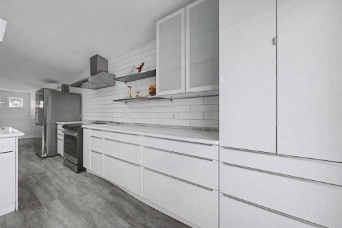 267 Panamount Hill Nw, Calgary, AB - Indoor Photo Showing Kitchen