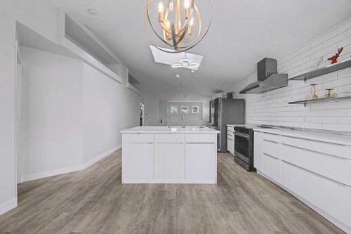 267 Panamount Hill Nw, Calgary, AB - Indoor Photo Showing Other Room