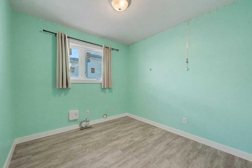 267 Panamount Hill Nw, Calgary, AB - Indoor Photo Showing Other Room