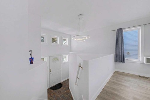 267 Panamount Hill Nw, Calgary, AB - Indoor Photo Showing Other Room