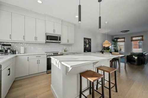 551 Wolf Creek Way Se, Calgary, AB - Indoor Photo Showing Kitchen