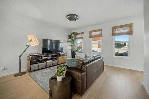 551 Wolf Creek Way Se, Calgary, AB - Indoor Photo Showing Living Room