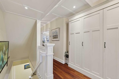 3020 7 Street Sw, Calgary, AB - Indoor Photo Showing Other Room