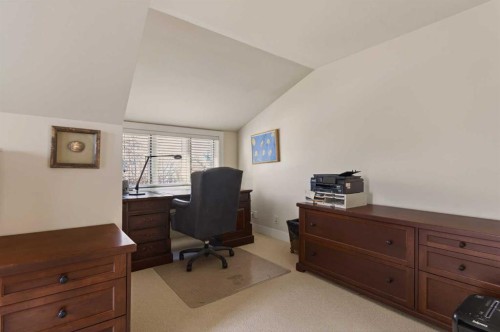 3020 7 Street Sw, Calgary, AB - Indoor Photo Showing Other Room
