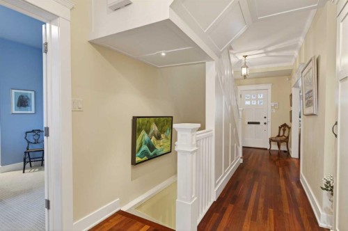 3020 7 Street Sw, Calgary, AB - Indoor Photo Showing Other Room