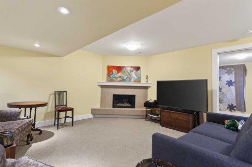 3020 7 Street Sw, Calgary, AB - Indoor With Fireplace