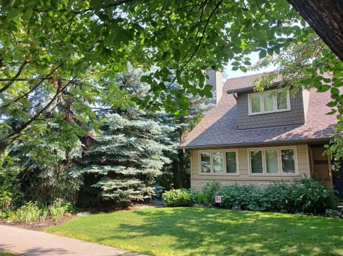 3020 7 Street Sw, Calgary, AB - Outdoor