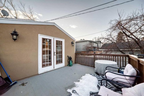 252 21 Avenue Ne, Calgary, AB - Outdoor With Deck Patio Veranda With Exterior