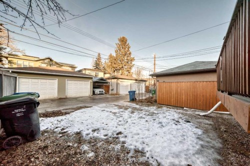 252 21 Avenue Ne, Calgary, AB - Outdoor