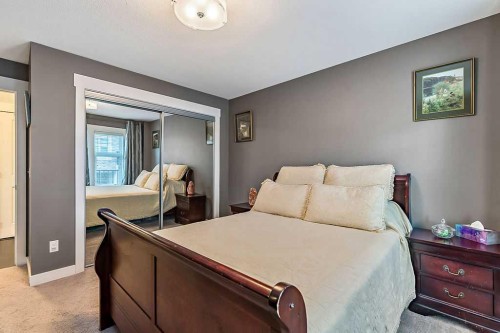 2114-11 Mahogany Row Se, Calgary, AB - Indoor Photo Showing Bedroom
