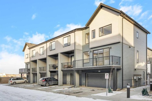 318 Evanscrest Square Nw, Calgary, AB - Outdoor With Balcony