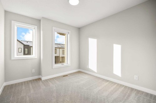 318 Evanscrest Square Nw, Calgary, AB - Indoor Photo Showing Other Room