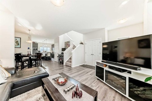 217 Masters Road Se, Calgary, AB - Indoor Photo Showing Living Room