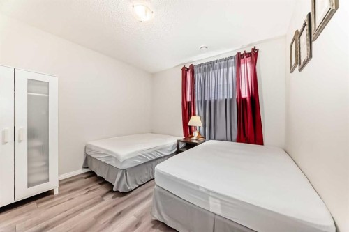 217 Masters Road Se, Calgary, AB - Indoor Photo Showing Bedroom
