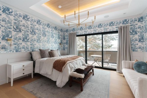 112 Pump Hill Green Sw, Calgary, AB - Indoor Photo Showing Bedroom