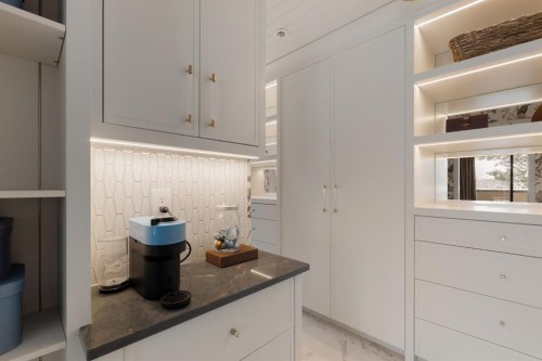 112 Pump Hill Green Sw, Calgary, AB - Indoor