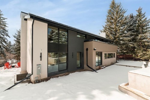 112 Pump Hill Green Sw, Calgary, AB - Outdoor With Exterior