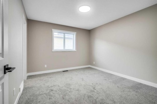 198 Panamount Villas Nw, Calgary, AB - Indoor Photo Showing Other Room