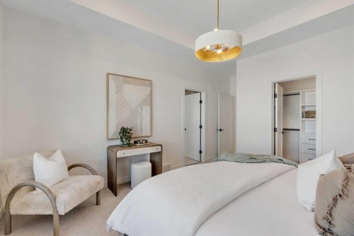 2436 30 Avenue Sw, Calgary, AB - Indoor Photo Showing Bedroom
