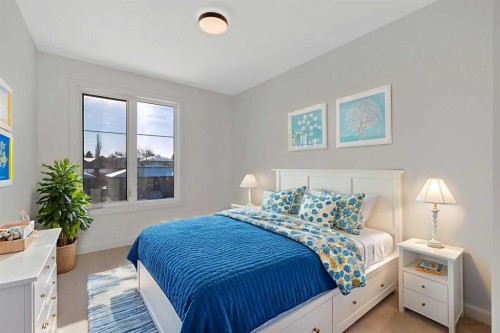 2436 30 Avenue Sw, Calgary, AB - Indoor Photo Showing Bedroom